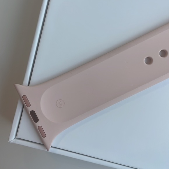 Apple Watch Pink Sand 40mm Sport Band M/L Half Band - Picture 2 of 3